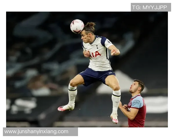 热刺足球明星高清图片欣赏与球员风采展示