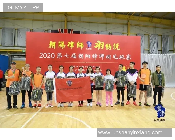 上海羽毛球队防反策略分析及其在比赛中的得失表现探讨 上海羽毛球队防反策略分析及其在比赛中的得失表现探讨